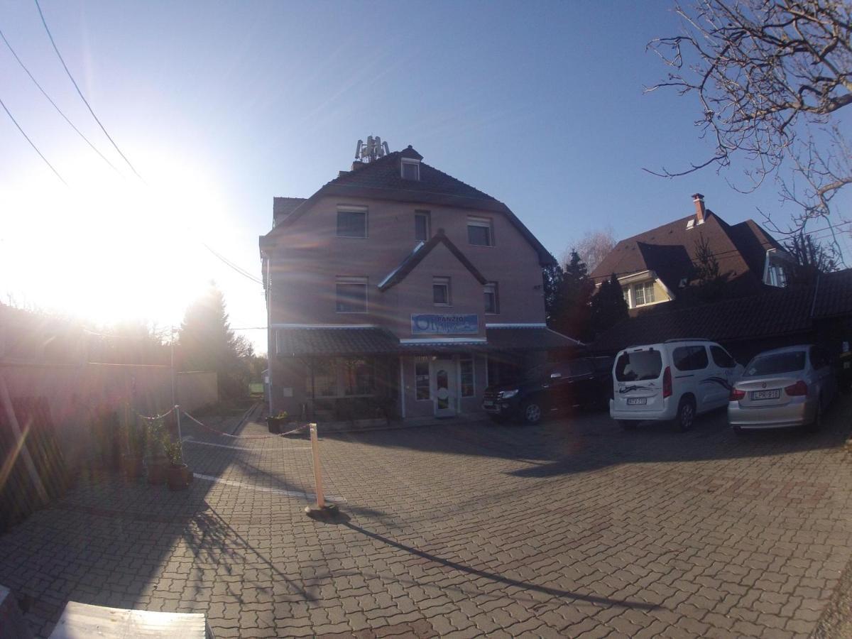 Hotel Olympos Panzió Budaörs Zewnętrze zdjęcie