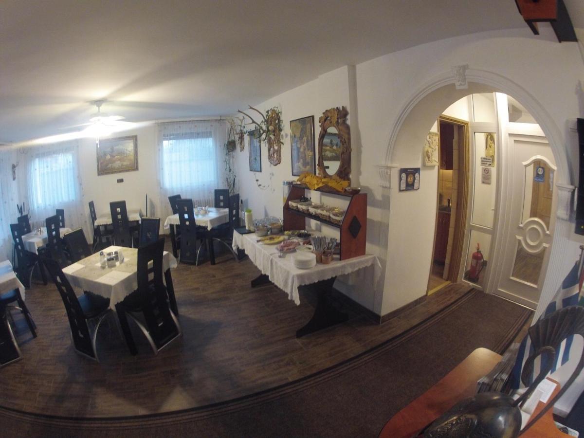 Hotel Olympos Panzió Budaörs Zewnętrze zdjęcie