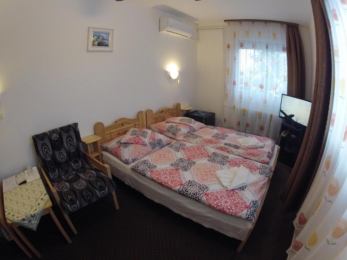 Hotel Olympos Panzió Budaörs Zewnętrze zdjęcie